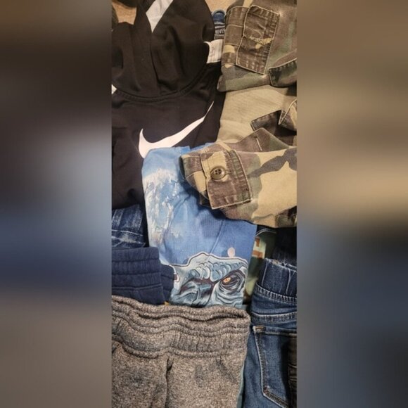 Assorted (BOYS) Clothing Bundle - Picture 3 of 15